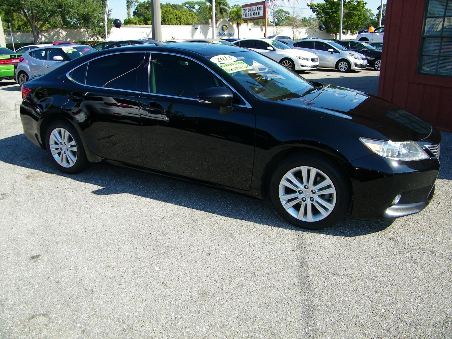 2013 Black /Black Lexus ES 350 Sedan (JTHBK1GG4D2) with an 3.5L V6 DOHC 24V engine, 6-Speed Automatic transmission, located at 4000 Bee Ridge Road, Sarasota, FL, 34233, (941) 926-0300, 27.298664, -82.489151 - Photo#7